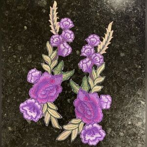 Floral heat set Appliqué PURPLE ROSES flowers vine rose EMBROIDERED set of 2